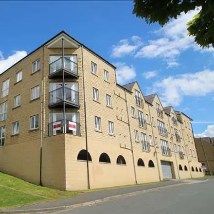 Rent this 2 bed room on Crown Road in Halifax, HX3 6PB