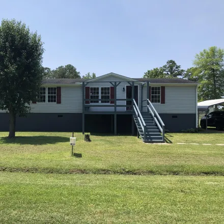 Buy this 3 bed house on 22 Oakwood Drive in Beaufort County, NC 27806