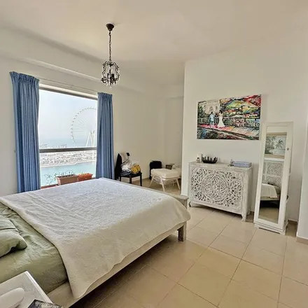 Rent this 3 bed apartment on Rimal 5 in King Salman bin Abdulaziz Al Saud Street, Dubai Marina