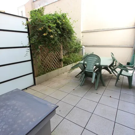 Image 3 - 4 Rue Saint François, 44000 Nantes, France - Apartment for rent