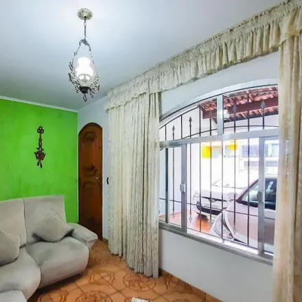 Rent this 3 bed house on Avenida Lucas Nogueira Garcez 990 in Centro, São Bernardo do Campo - SP