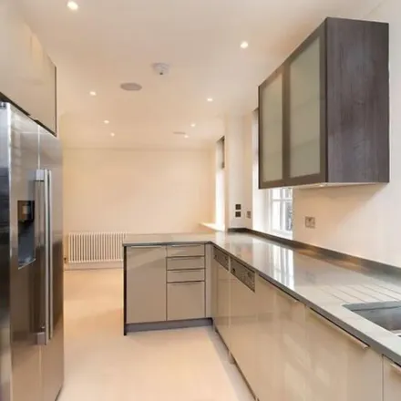 Image 7 - 10 Elm Tree Road, London, NW8 9JX, United Kingdom - Apartment for rent