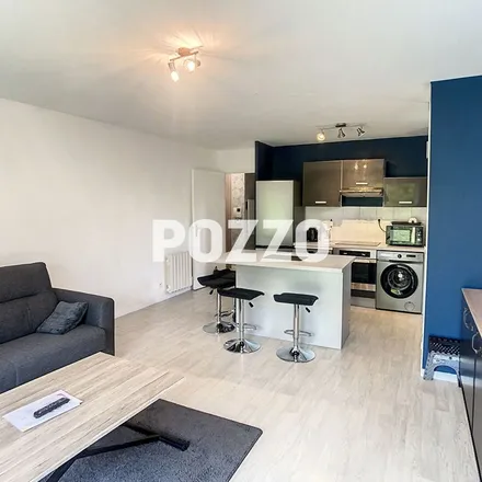 Rent this 3 bed apartment on 39 Rue Paul Poirier in 50400 Granville, France