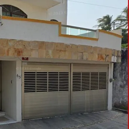 Buy this 4 bed house on Calle Cerrajeros in 94297 Boca del Río, VER