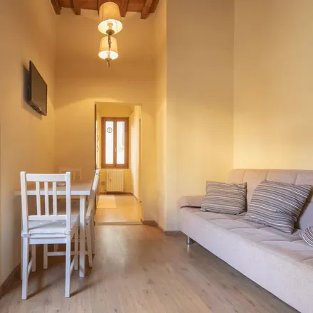 Rent this 2 bed apartment on Sdrucciolo dei Pitti 4 R in 50125 Florence FI, Italy