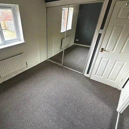 Image 3 - Fieldfare Way, Dawley, TF4 3TH, United Kingdom - Apartment for rent