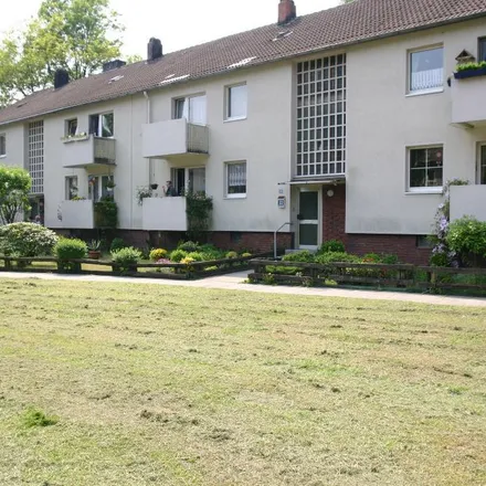 Rent this 3 bed apartment on Marderweg 24 in 45892 Gelsenkirchen, Germany