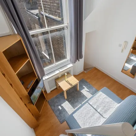 Rent this studio apartment on 20 Fairholme Road in London, W14 9JU