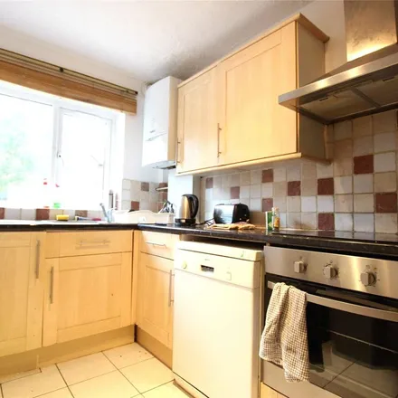 Image 3 - 20 Fishermans Drive, Canada Water, London, SE16 6SQ, United Kingdom - Apartment for rent