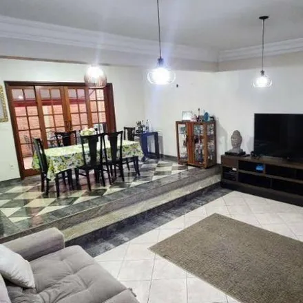 Buy this 3 bed house on Rua Professor Milton Leme do Prado in Cidade Nova I, Indaiatuba - SP