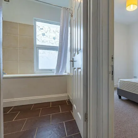Image 7 - 26 Stracey Road, London, E7 0HG, United Kingdom - Townhouse for sale
