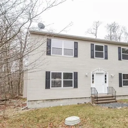 Buy this 4 bed house on 2099 Skyview Terrace in Coolbaugh Township, PA 18466