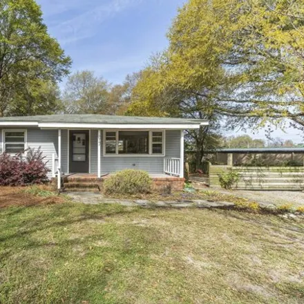 Buy this 2 bed house on 879 Holbrook Avenue in Wilmington, NC 28412