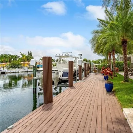 Image 2 - 12515 Palm Road, Keystone Islands, North Miami, FL 33181, USA - House for rent