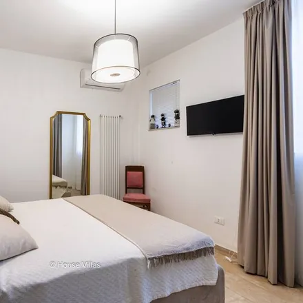 Image 1 - Noto, Viale Principe di Piemonte, 96017 Noto SR, Italy - Apartment for rent