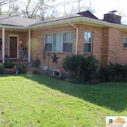 Rent this 4 bed house on 217 Center Street in Munfordville, KY 42765