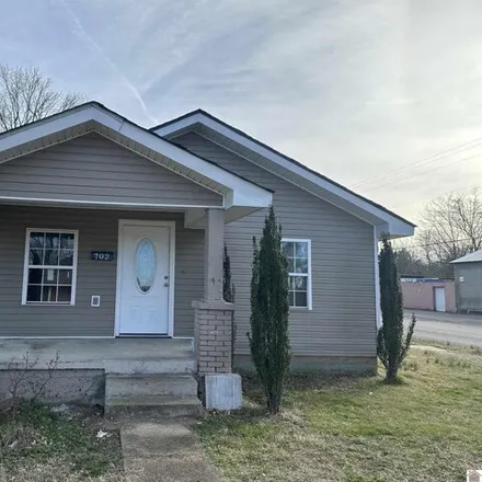 Buy this 3 bed house on 216 Pryor Street in Mayfield, KY 42066