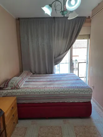 Rent this 2 bed room on Madrid in Calle de Mariano Benlliure, 3