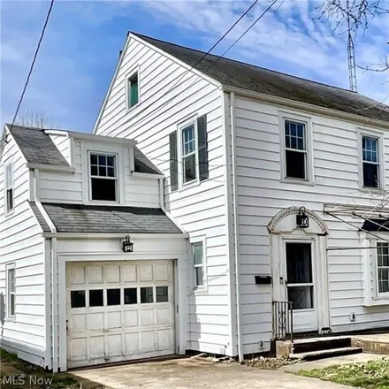 Buy this 3 bed house on 1711 Harvard Ave Nw in Canton, Ohio