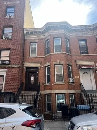 Buy this 9 bed house on 2596 Briggs Avenue in New York, NY 10458