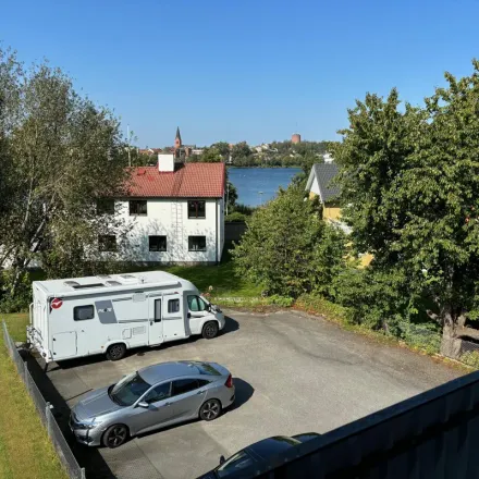 Rent this 3 bed apartment on Sjögärdsgatan in 571 31 Nässjö, Sweden