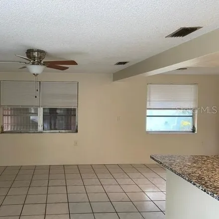 Image 6 - 1102 Fernwood Drive, Holiday, FL 34690, USA - House for rent
