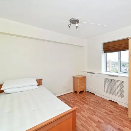 Image 4 - Elgood House, Wellington Road, London, NW8 9TG, United Kingdom - Apartment for rent