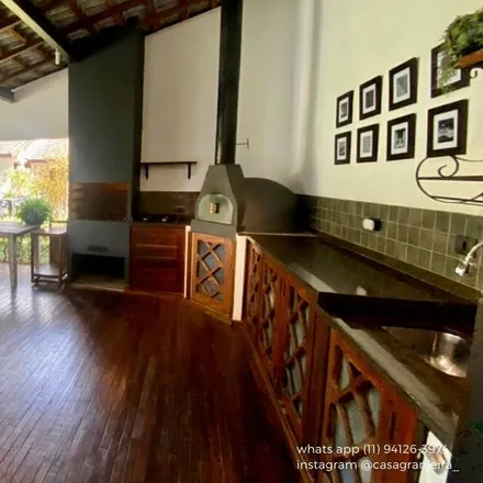 Rent this 4 bed house on Carapicuíba