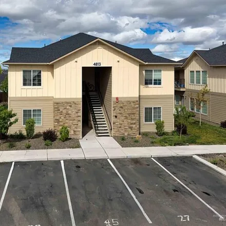 Buy this 1studio house on 4773 Charmae Street in Caldwell, ID 83607