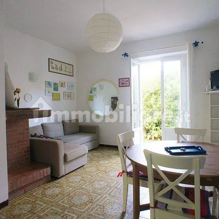Image 2 - Via Benedetto Croce, 55042 Forte dei Marmi LU, Italy - Apartment for rent
