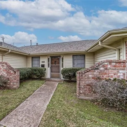 Rent this 3 bed house on Timber Cove Drive in Taylor Lake Village, Harris County