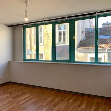Rent this 3 bed apartment on 15 Rue Saint-Jean in 54100 Nancy, France