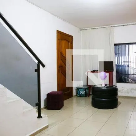 Buy this 6 bed house on Rua Distrito Federal in Santa Terezinha, Santo André - SP