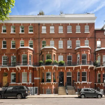 Rent this 6 bed apartment on 19 Tedworth Square in London, SW3 4DU