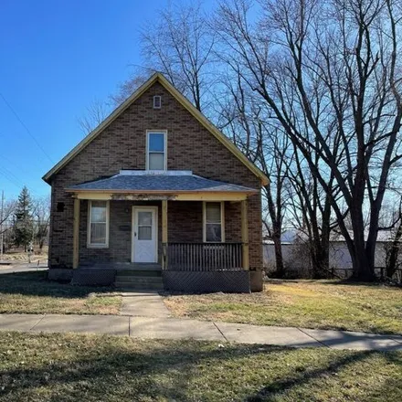 Buy this 3 bed house on 1105 W Green St in Decatur, Illinois