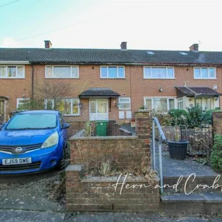 Buy this 3 bed townhouse on Ball Lane in Cardiff, CF3 4JS