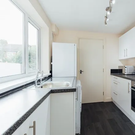 Rent this 4 bed house on Ventnor Street in Hull, HU5 2LR