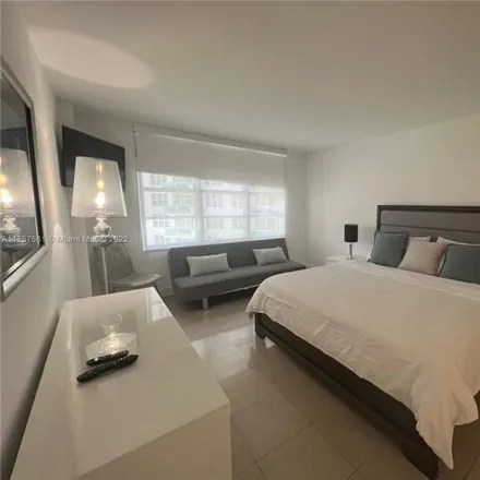 Image 8 - Seacoast 5151 Condominium, 5151 Collins Avenue, Miami Beach, FL 33140, USA - Condo for rent