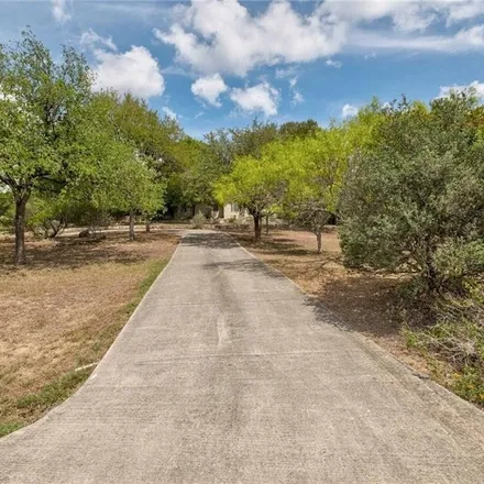 Image 7 - 616 Stagecoach Trail, San Marcos, TX 78666, USA - House for sale