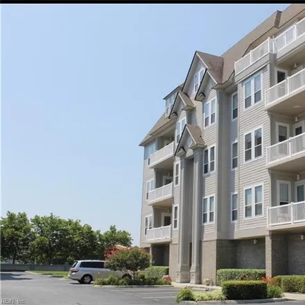 Buy this 3 bed condo on 2312 Mariners Mark Way in Lynnhaven Colony, Virginia Beach