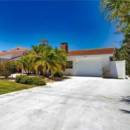 Rent this 3 bed house on 1646 Lemon Bay Drive in South Venice, Sarasota County