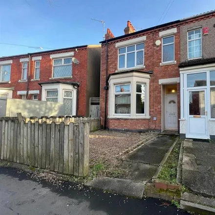 Rent this 4 bed house on Ball Hill District Centre in 35 Bray's Lane, Coventry