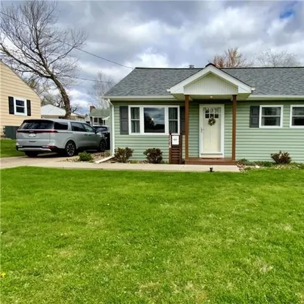 Buy this 2 bed house on 1254 New Hampshire Avenue in Hopewell Township, PA 15001