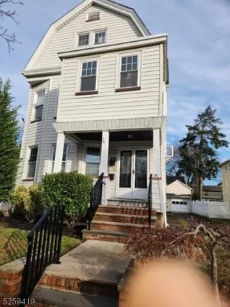 Rent this 1 bed house on 33 New Street in Bloomfield, NJ 07003
