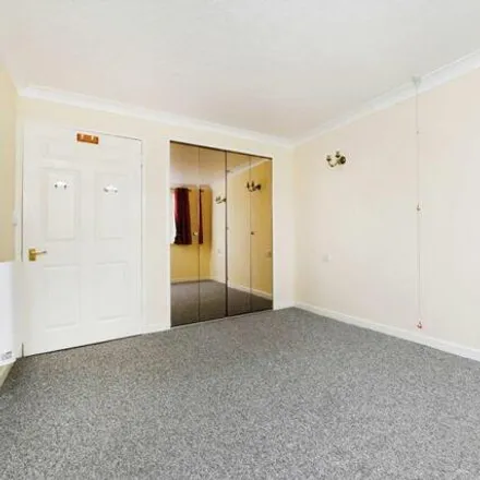 Image 7 - The Grove, Witham, CM8 2TQ, United Kingdom - Apartment for sale