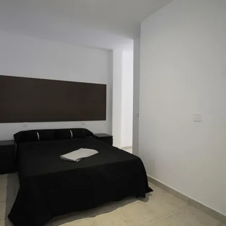 Rent this studio apartment on Travesía Huerta del Obispo in 6, 28039 Madrid