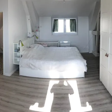 Rent this 2 bed house on 38170 Seyssinet-Pariset