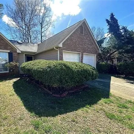Buy this 3 bed house on 3754 Riverside Parkway in Decatur, GA 30034