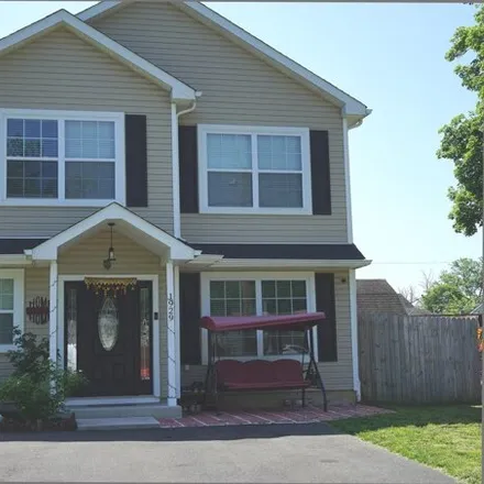 Buy this 4 bed house on 1953 Parkview Avenue in Fergusonville, Bristol Township