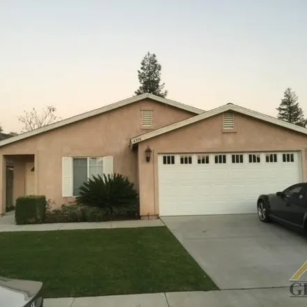 Buy this 3 bed house on 4316 Range Drive in Bakersfield, CA 93312